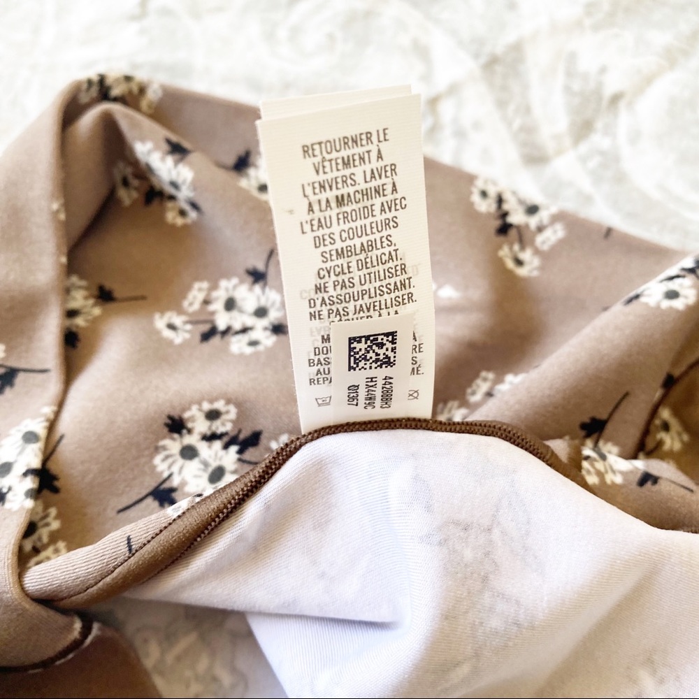 AERIE Offline Real Me 7/8 Crossover Floral Leggings Brown Medium NEW NWOT - Picture 5 of 8